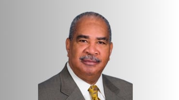 Michael Simmons to step down from FHAB